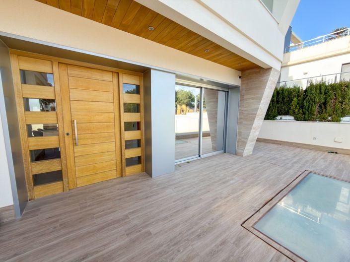 Image No.35-4 Bed Villa for sale