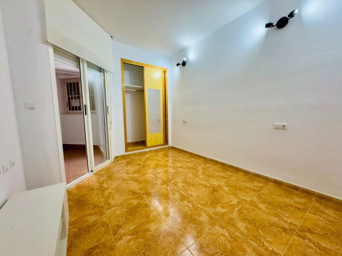 Image No.21-Appartement de 2 chambres à vendre à Torrevieja