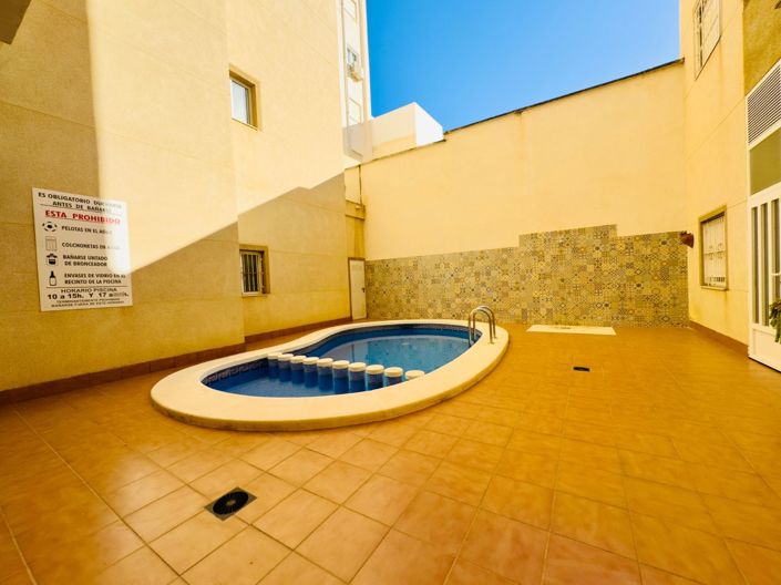 Image No.29-Appartement de 2 chambres à vendre à Torrevieja