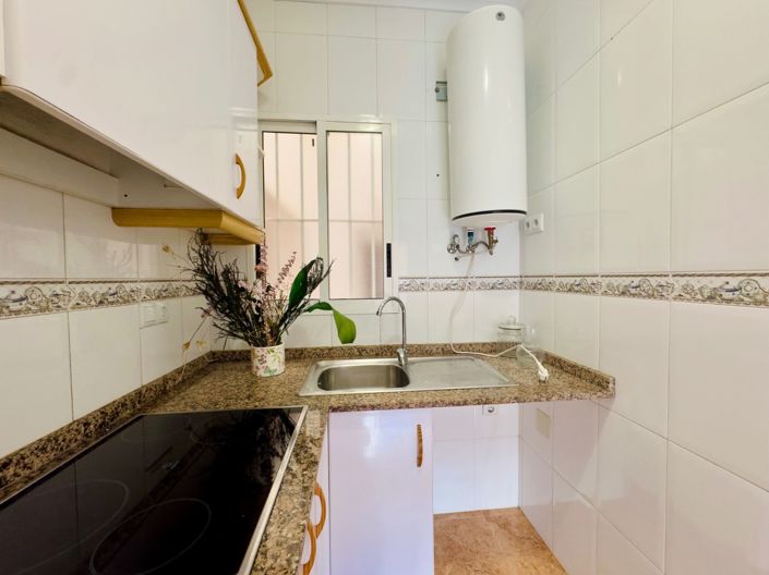 Image No.7-Appartement de 2 chambres à vendre à Torrevieja