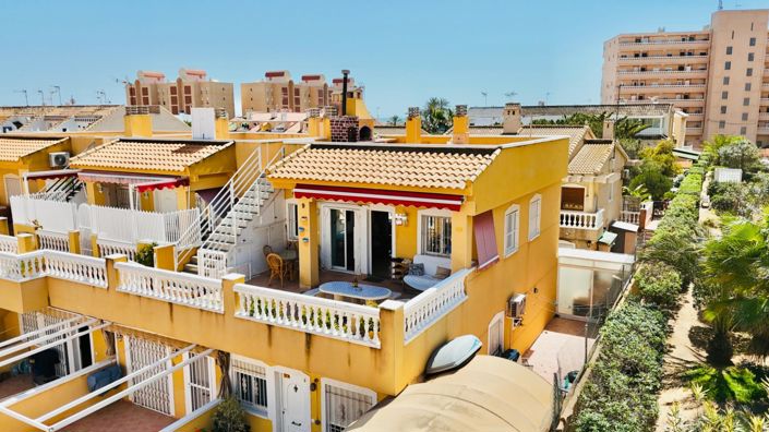 Image No.3-Maison de 4 chambres à vendre à Torrevieja