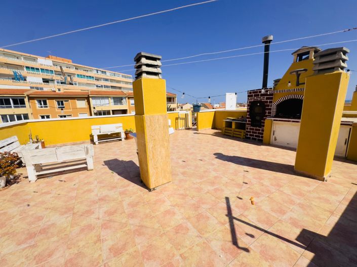 Image No.36-4 Bed House for sale