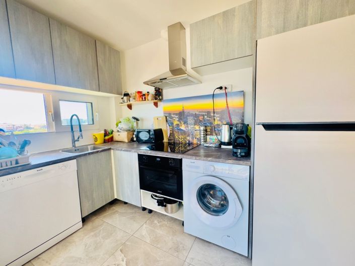 Image No.11-2 Bed Apartment for sale