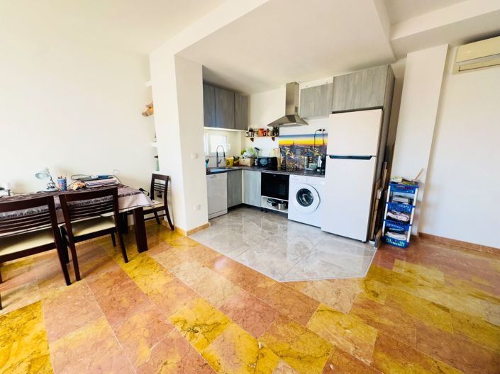 Image No.12-2 Bed Apartment for sale