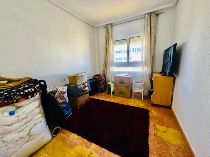 Image No.15-2 Bed Apartment for sale