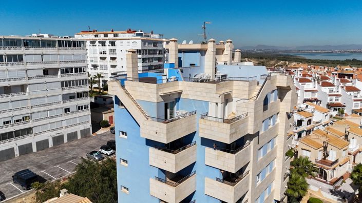Image No.38-2 Bed Apartment for sale