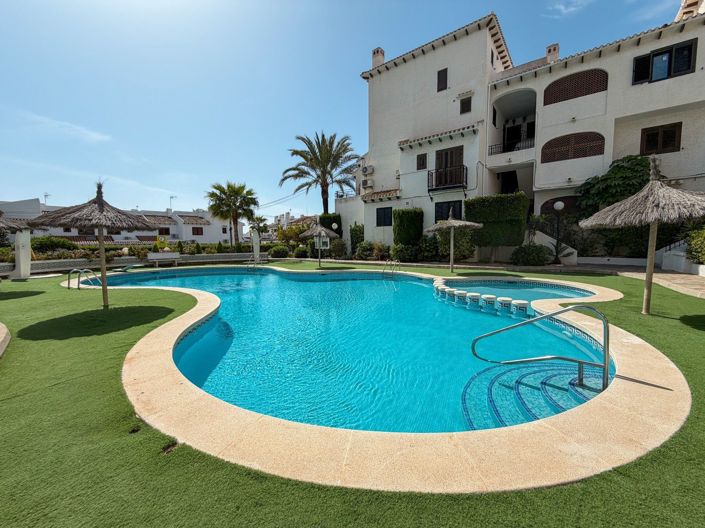 Image No.21-2 Bed Apartment for sale