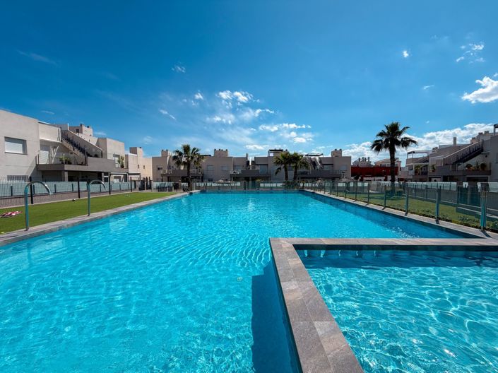 Image No.2-Appartement de 2 chambres à vendre à Torrevieja