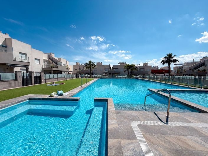 Image No.43-Appartement de 2 chambres à vendre à Torrevieja