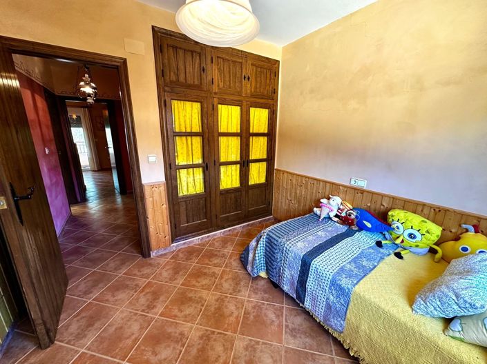 Image No.20-5 Bed Villa for sale