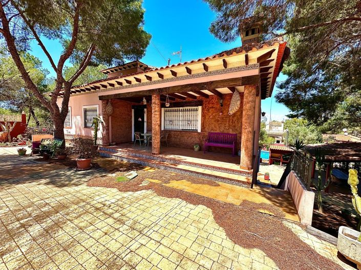 Image No.3-5 Bed Villa for sale