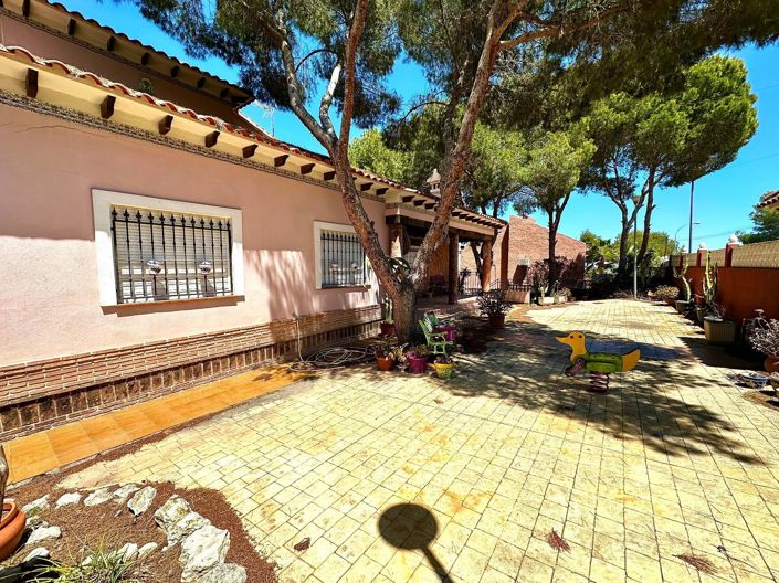Image No.32-5 Bed Villa for sale