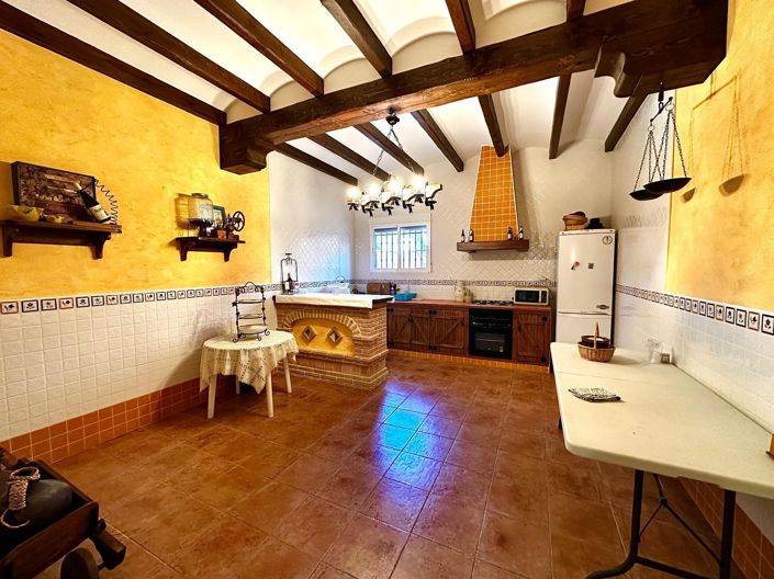 Image No.40-5 Bed Villa for sale