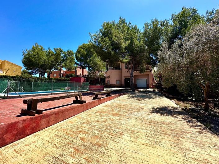 Image No.8-5 Bed Villa for sale
