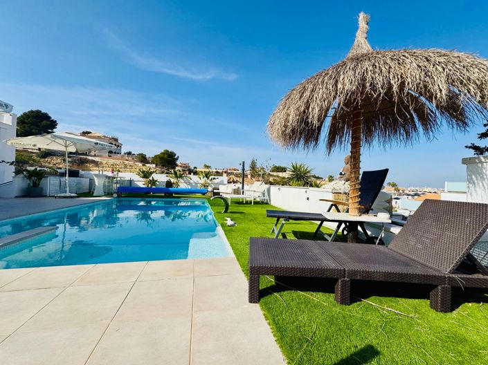 Image No.11-6 Bed Villa for sale