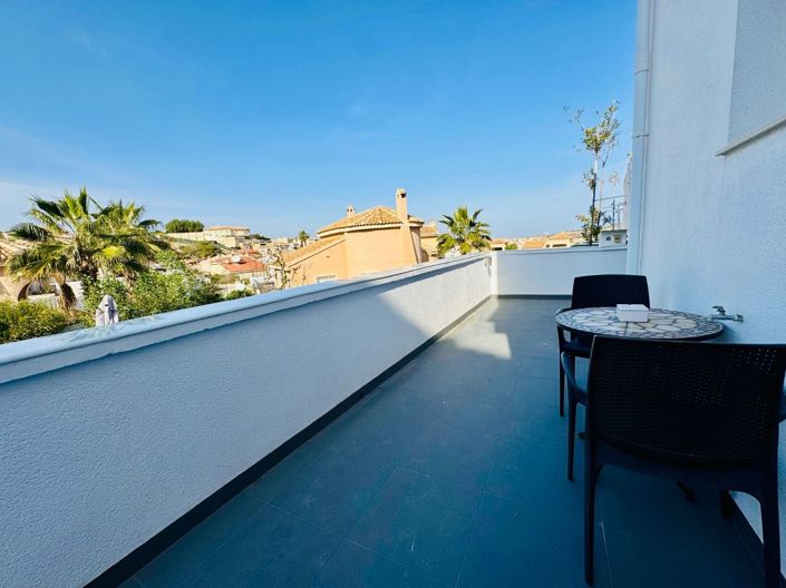 Image No.18-6 Bed Villa for sale