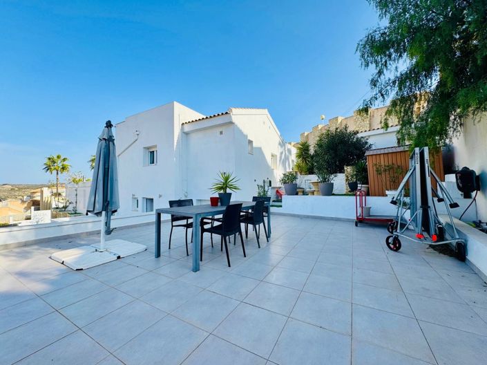 Image No.22-6 Bed Villa for sale