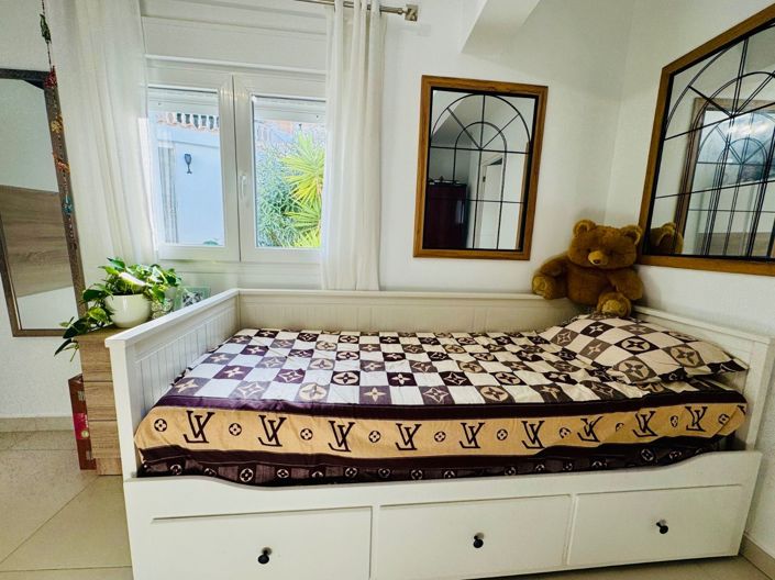 Image No.49-6 Bed Villa for sale
