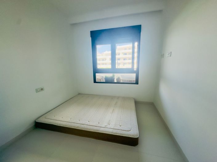 Image No.19-2 Bed Apartment for sale