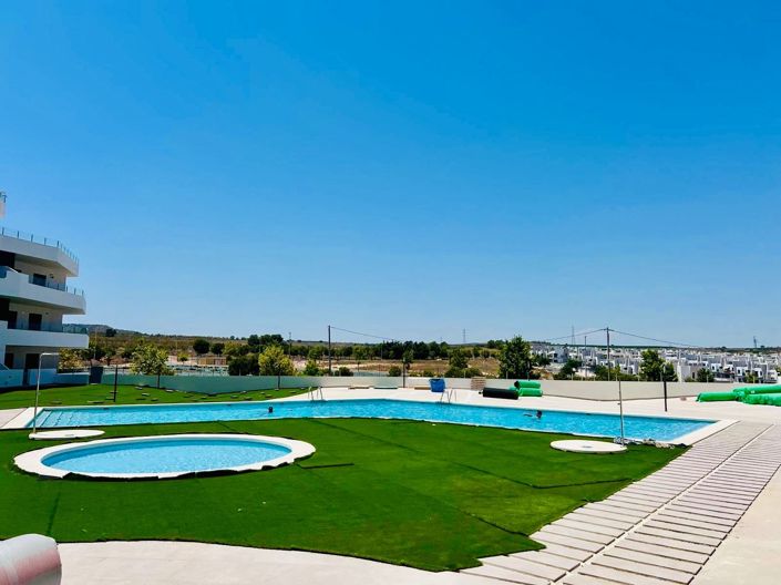 Image No.36-2 Bed Apartment for sale