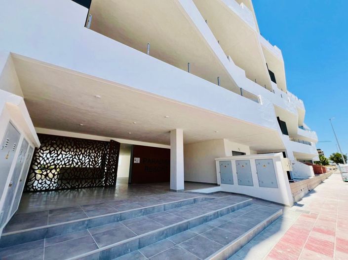 Image No.38-2 Bed Apartment for sale