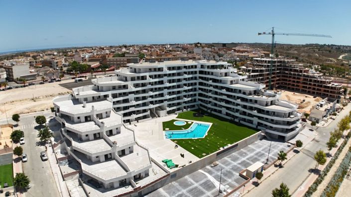 Image No.43-2 Bed Apartment for sale
