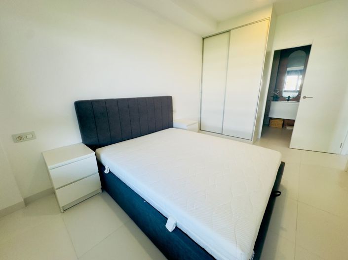 Image No.8-2 Bed Apartment for sale