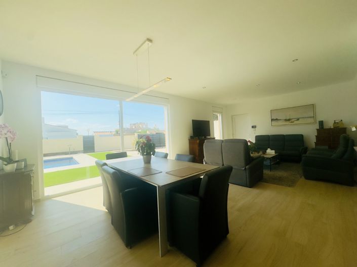 Image No.12-Villa de 4 chambres à vendre à Torrevieja
