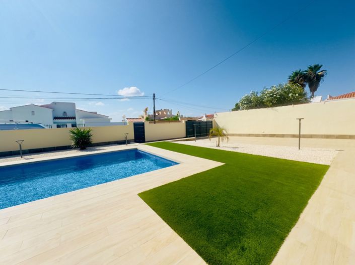 Image No.40-Villa de 4 chambres à vendre à Torrevieja