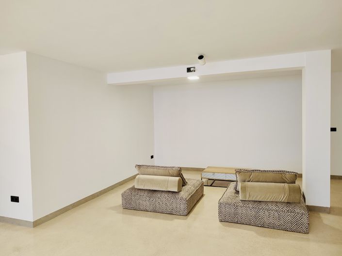 Image No.30-3 Bed Villa for sale