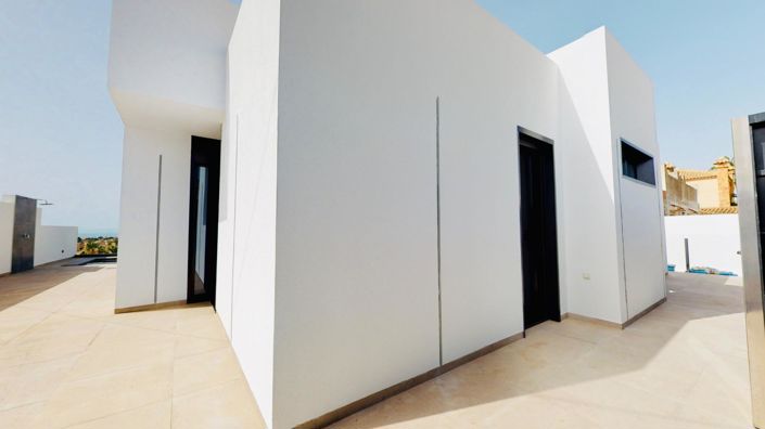 Image No.50-3 Bed Villa for sale