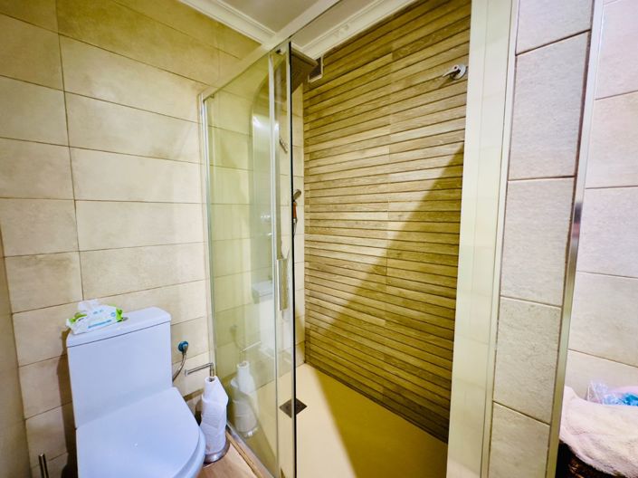 Image No.11-3 Bed Apartment for sale
