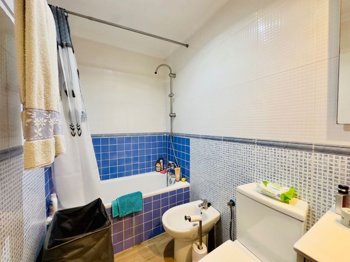 Image No.18-3 Bed Apartment for sale