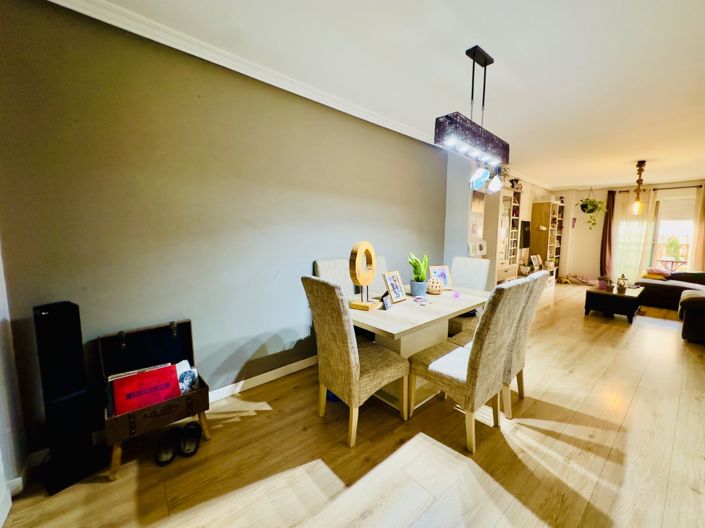 Image No.3-3 Bed Apartment for sale