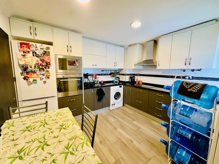 Image No.5-3 Bed Apartment for sale