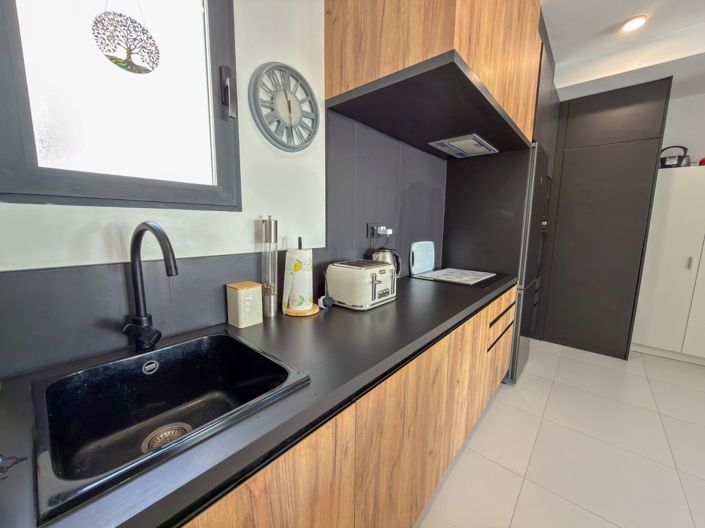 Image No.11-2 Bed Apartment for sale