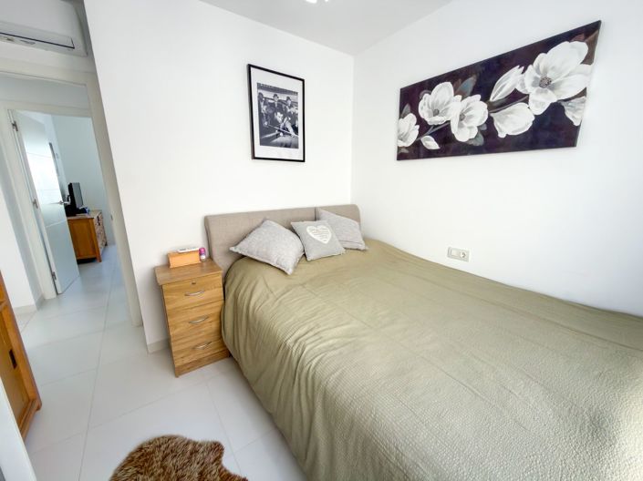 Image No.18-2 Bed Apartment for sale