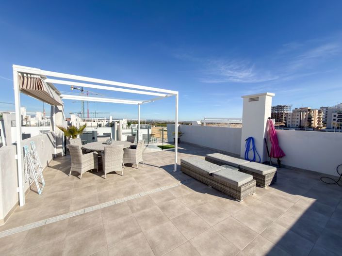 Image No.26-2 Bed Apartment for sale