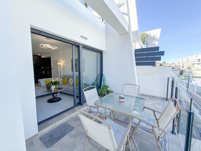 Image No.5-2 Bed Apartment for sale