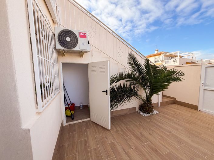 Image No.21-Villa de 4 chambres à vendre à Torrevieja