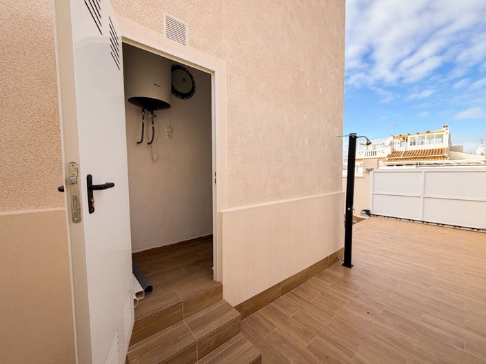 Image No.22-Villa de 4 chambres à vendre à Torrevieja
