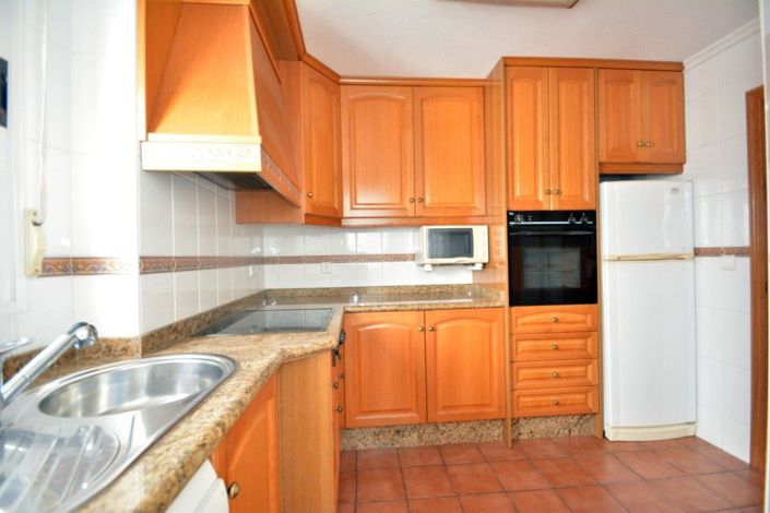 Image No.18-3 Bed Apartment for sale