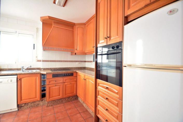 Image No.19-3 Bed Apartment for sale