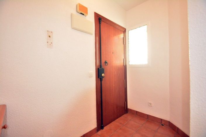 Image No.20-3 Bed Apartment for sale