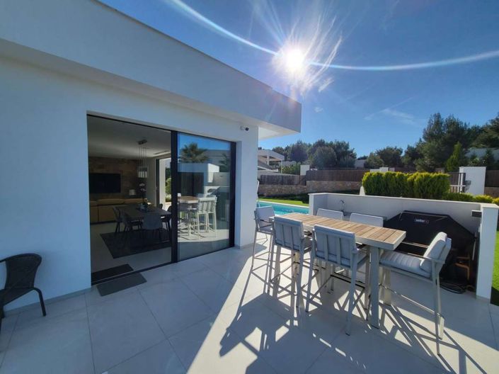 Image No.28-5 Bed Villa for sale