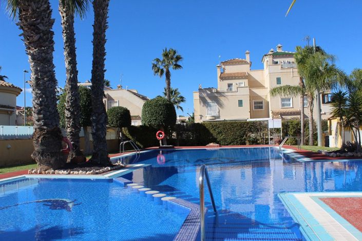 Image No.27-Villa de 3 chambres à vendre à Orihuela Costa