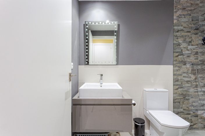 Image No.12-2 Bed Apartment for sale