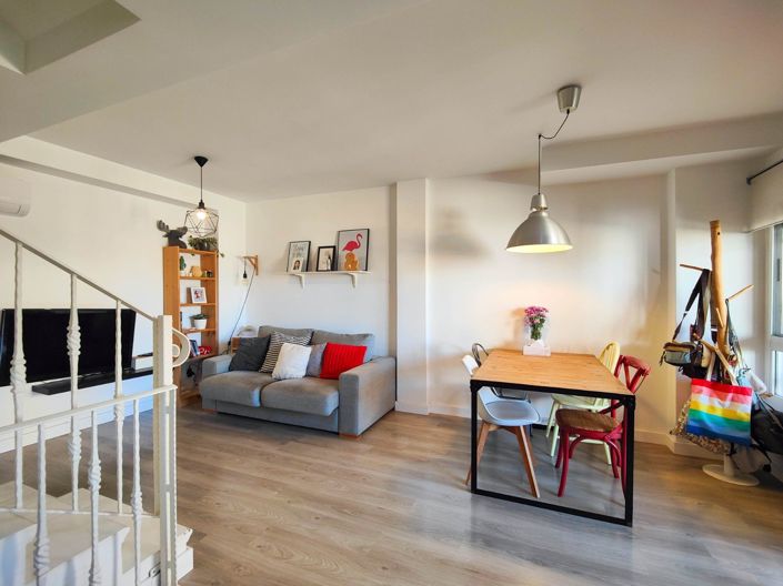 Image No.17-4 Bed House for sale