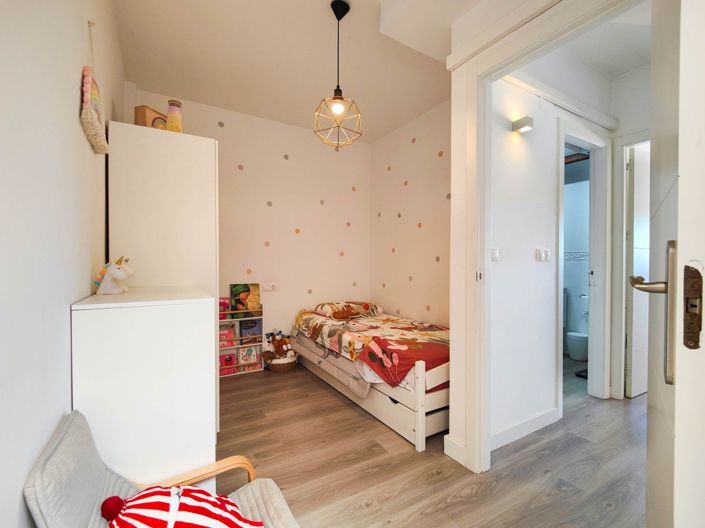 Image No.39-4 Bed House for sale