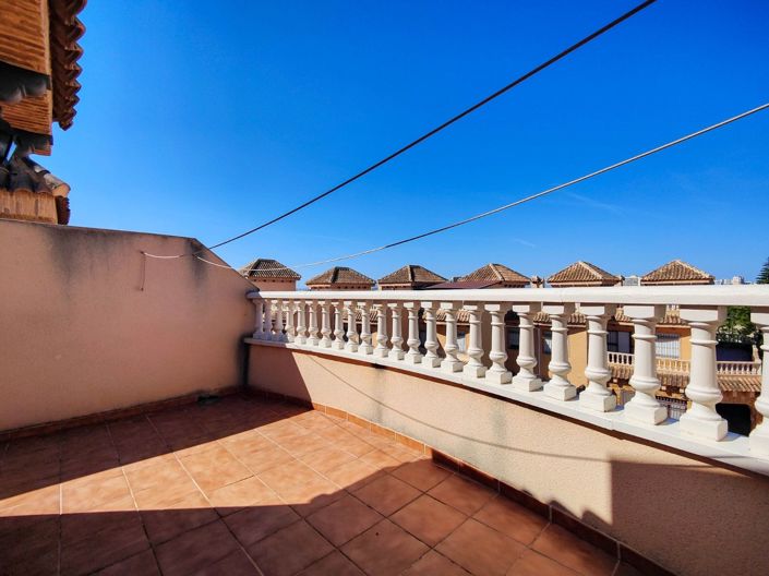 Image No.48-4 Bed House for sale